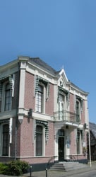 Zwaag-Contact