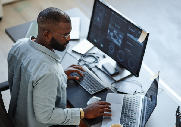 https://4788601.fs1.hubspotusercontent-eu1.net/hubfs/4788601/Ellipse%20Stock%20Website%20Images/59_05-Empowers%20responsible%20leadership_Promote%20ethical%20conduct.jpg